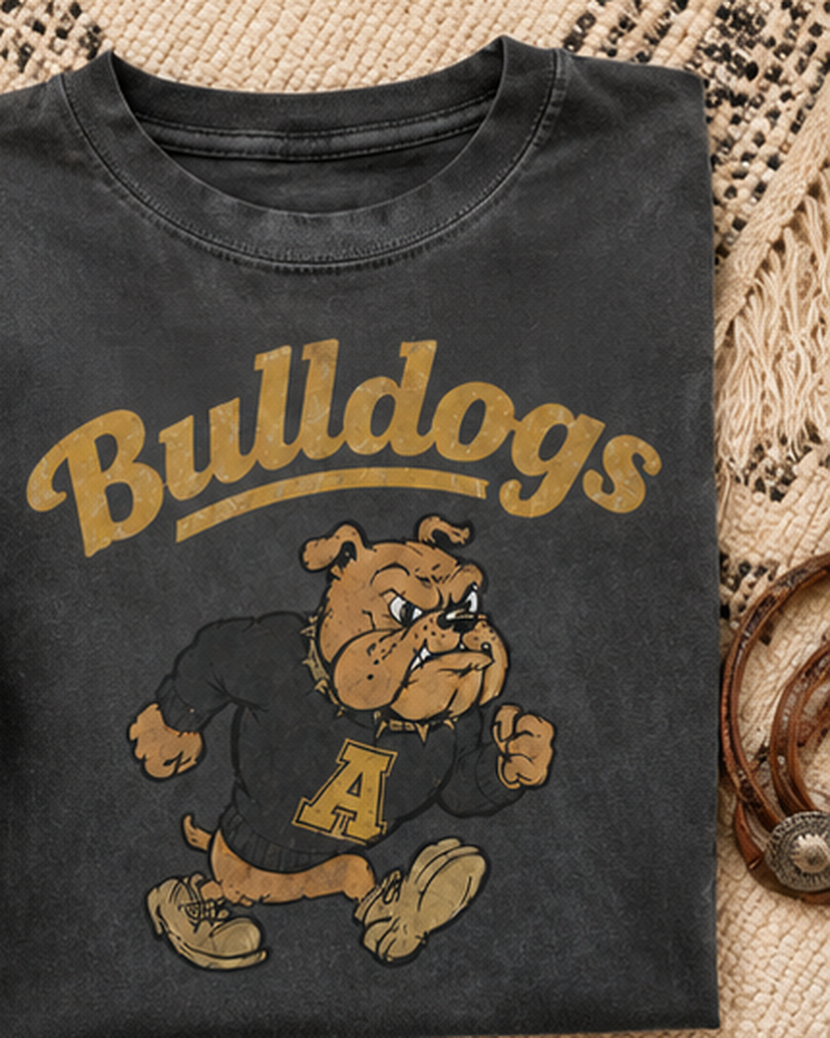 Campus Bruiser | Bulldogs Vintage T-Shirt