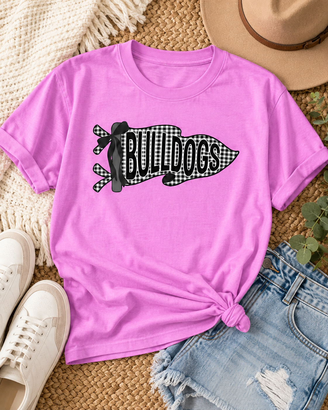 Gingham Grit | Bulldogs Cropped T-Shirt